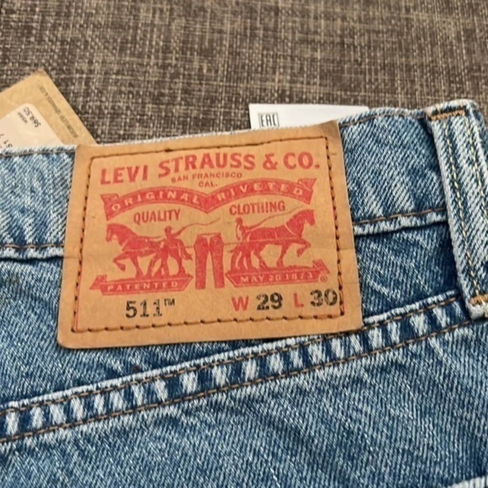Levi’s 511 Jean Shorts - Picture 3 of 7